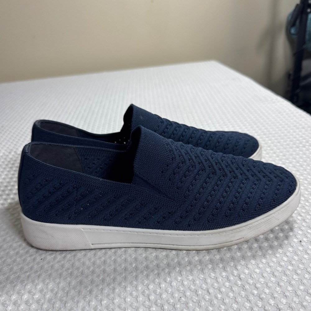 White Mountain Sneakers Womens 8.5 Codrace Navy Blue Knit Slip On EUC